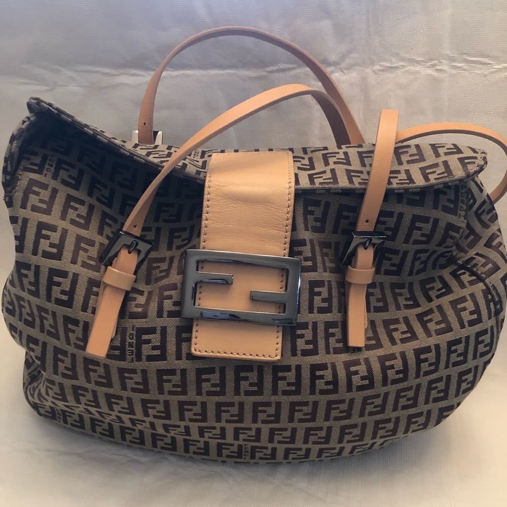 Fendi Handbag. Mint Condition